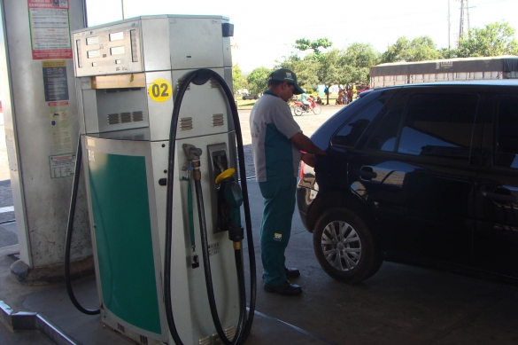 Medida do Governo faz com que postos comprem álcool produzido no Piauí