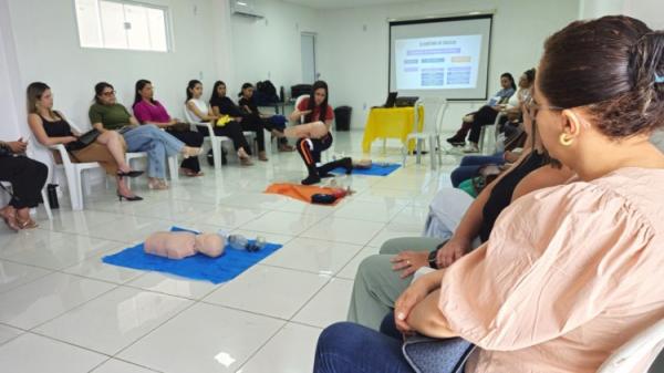 Prefeitura de Floriano capacita profissionais da atenção primária em primeiros socorros(Imagem:Secom)