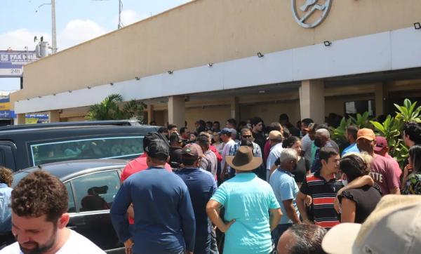 Vel&oacute;rio do empres&aacute;rio Rafael Soares, na Zona Sul de Teresina (Imagem:Lucas Marreiros)