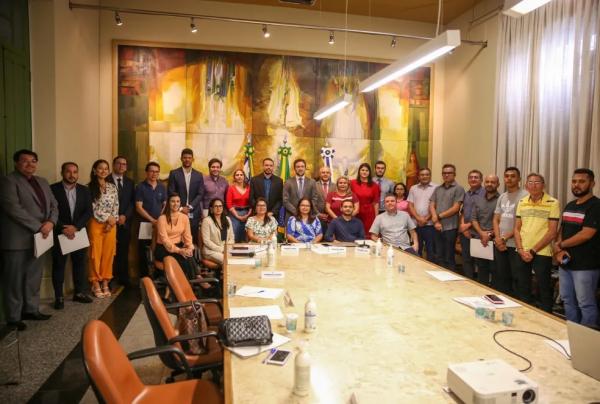 50 municípios do Piauí se reúnem na Prefeitura de Teresina para discutir perdas do ICMS