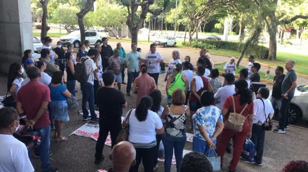 Médicos fazem paralisação contra gestão de hospitais estaduais do PI