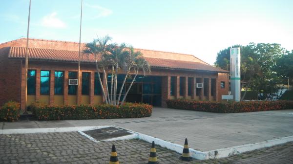 Instituto Federal de Educa&ccedil;&atilde;o, Ci&ecirc;ncia E Tecnologia do Piau&iacute; (IFPI)- Campus Floriano.(Imagem:FlorianoNews)