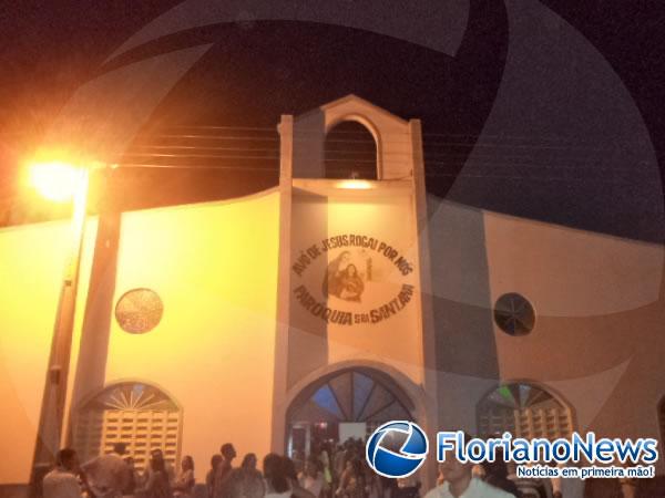 Missa em A&ccedil;&atilde;o de Gra&ccedil;as celebra forma&ccedil;&atilde;o dos alunos do PRONATEC de Floriano.(Imagem:FlorianoNews)