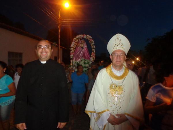 Prociss&atilde;o encerrou festejos &agrave; padroeira Nossa Senhora de Nazar&eacute;.(Imagem:FlorianoNews)
