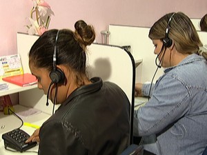 Empresa de call center oferta 1.100 vagas de emprego em Teresina