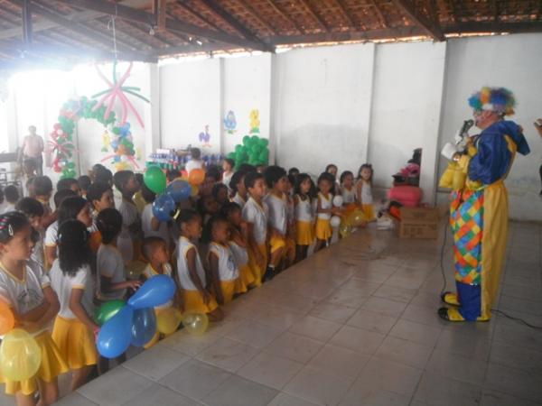 Escola Mega de Floriano realizou manhã recreativa em comemoração ao Dia da Criança