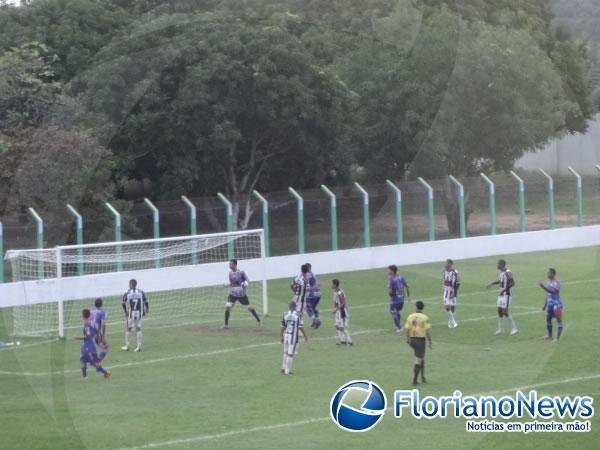 Cori-Sabb&aacute; empata em jogo contra o Piau&iacute; e ambos s&atilde;o eliminados do Campeonato Piauiense.(Imagem:FlorianoNews)