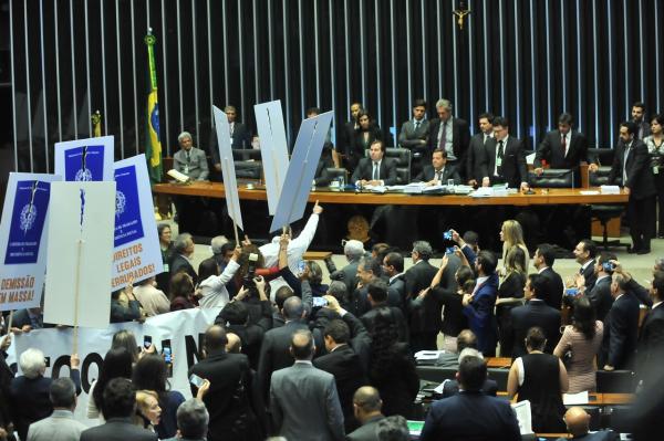 Câmara aprova proposta de reforma trabalhista