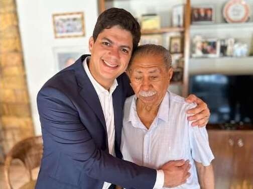 Vereador Enéas Maia desmente boatos e confirma boa saúde do avô, o ex-prefeito Bruno dos Santos