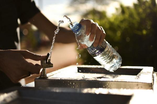 Durante seca no Piau&iacute;, especialistas recomendam beber muita &aacute;gua.(Imagem:Ag&ecirc;ncia Bras&iacute;lia/Divulga&ccedil;&atilde;o)