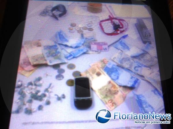 Polícia Militar prende dois homens com dinheiro e drogas em Floriano.(Imagem:FlorianoNews)