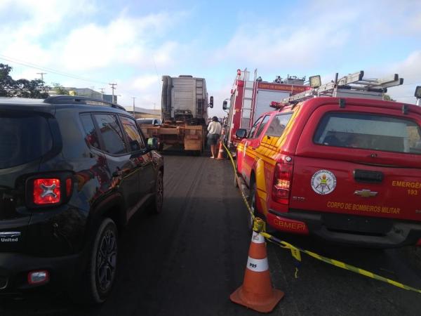 Homem morre após veículo descer ribanceira na BR-316 em Teresina