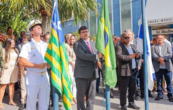 Governador participou de celebra&ccedil;&otilde;es na Catedral de Nossa Senhora da Gra&ccedil;a(Imagem: Divulga&ccedil;&atilde;o)