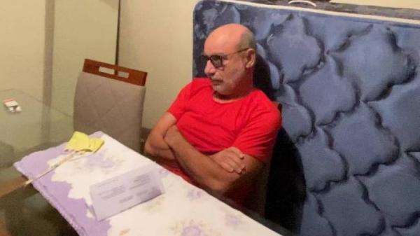 Rachadinha: Queiroz entra com pedido de Habeas Corpus por causa da Covid-19