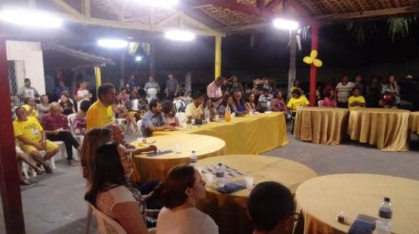 Em seu anivers&aacute;rio, Rep&oacute;rter Amarelinho promove mais um Festival de Sanfoneiros em Floriano.(Imagem:FlorianoNews)