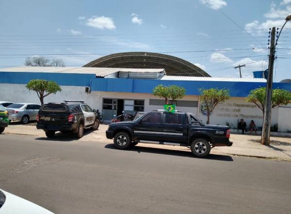 Idosa de 80 anos diz que jovem invadiu casa e tentou estuprá-la; suspeito foi morto pelo filho dela