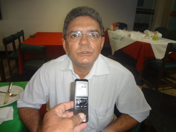 Nelson J&uacute;nior(Imagem:FlorianoNews)