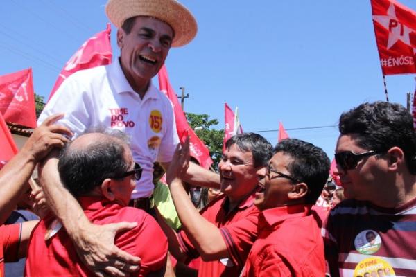 Marcelo Castro faz giro pelo Sul do Piauí e visita cinco municípios em um dia
