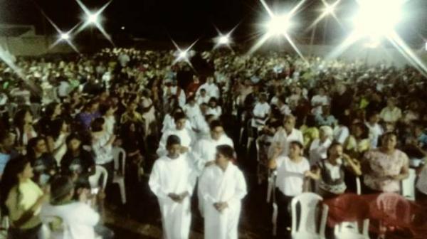 Missa da Misericórdia reúne centenas de fiéis na Igreja de São José Operário