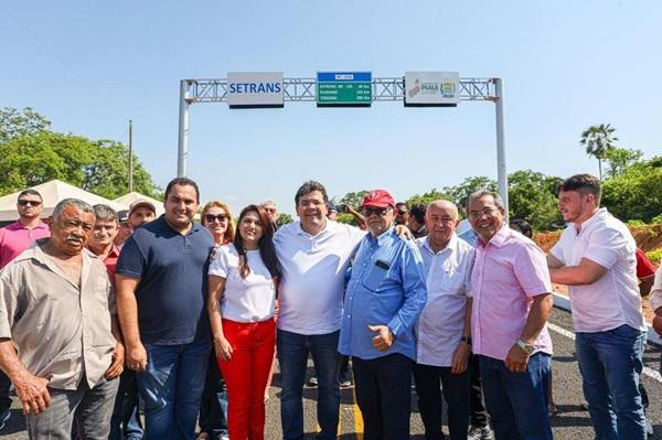 Inaugura&ccedil;&atilde;o da ponte Riacho Mendes(Imagem:Reprodu&ccedil;&atilde;o)