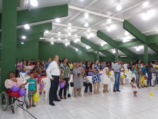 Igreja do Evangelho Quadrangular inaugura catedral da família
