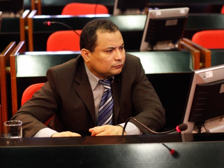 Programa Escola Aberta aprovado na Assembleia