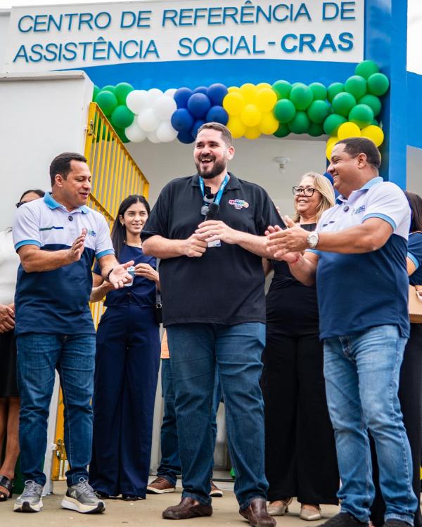 Prefeito Gleydson Resende participa de reinaugura&ccedil;&atilde;o do CRAS e entrega de equipamentos sociais(Imagem:Divulga&ccedil;&atilde;o)
