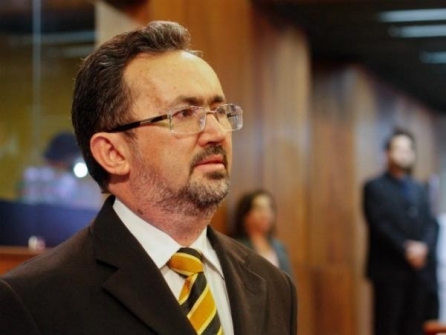 Antonio Félix pede melhoria de infraestrutura asfáltica no interior