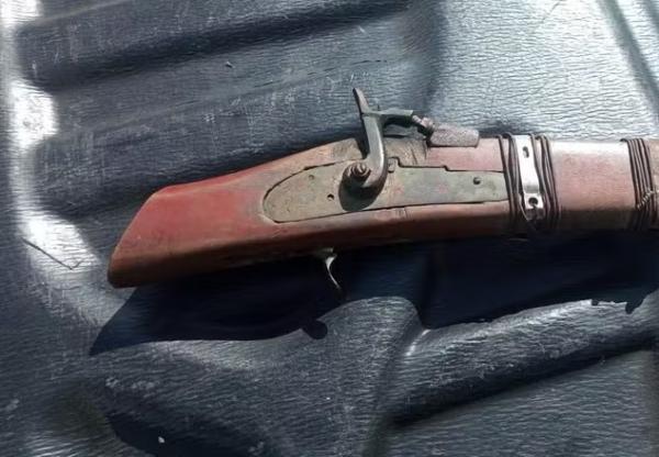 Adolescente é apreendida após disparar acidentalmente na cabeça de vizinha no Litoral do Piauí