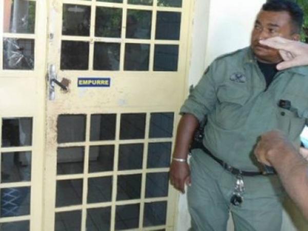 Policiais são baleados em tentativa de assalto aos Correios de Amarante