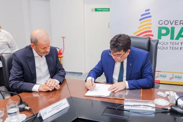 Governador assina contrato para investir R$ 340 milhões em assistência social, saúde e qualificação