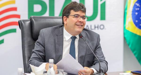 Rafael Fonteles anuncia concurso para áreas de administração, saúde, educação e segurança