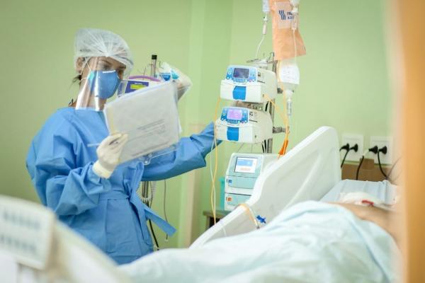 Teresina atinge 75% de ocupação de UTI para Covid e Sesapi anuncia ampliação de leitos