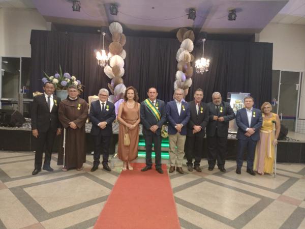 Floriano celebra personalidades com a entrega da Medalha do Mérito "Agrônomo Francisco Parentes"