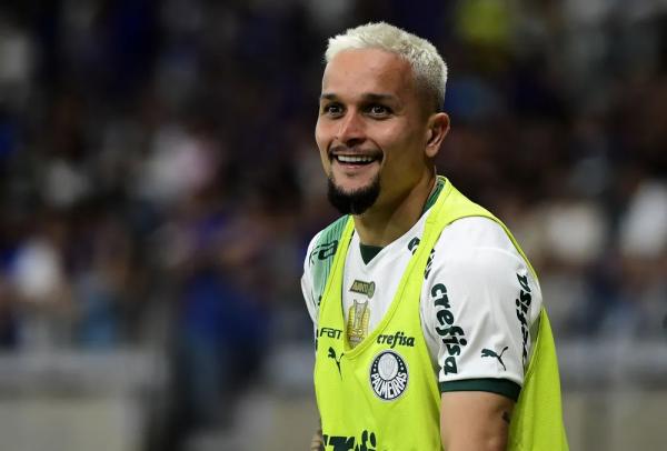 Palmeiras prepara venda de Artur por R$ 80 milhões e vai esquentar mercado após título