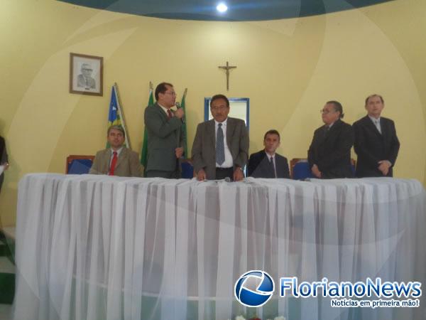Vereador Carlos Ant&ocirc;nio toma posse como presidente da C&acirc;mara de Floriano.(Imagem:FlorianoNews)