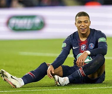 Mbappé pensa em não renovar contrato com o PSG