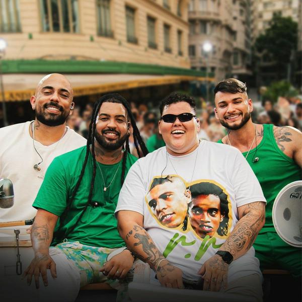 Menos é Mais desbanca sertanejo do topo do ranking das músicas mais ouvidas no streaming