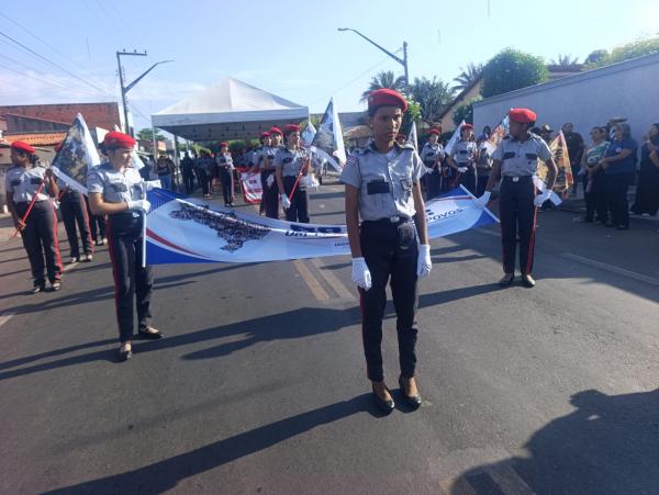  Bar&atilde;o de Graja&uacute; encerra Semana da P&aacute;tria com desfile c&iacute;vico e celebra&ccedil;&atilde;o &agrave; Independ&ecirc;ncia do Brasil(Imagem:FlorianoNews)