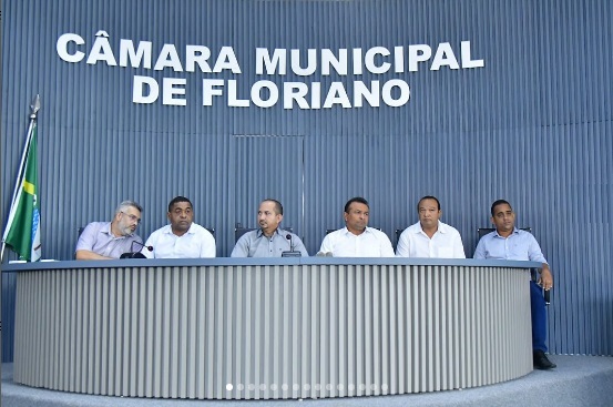 Câmara Municipal de Floriano recebe apresentação do Programa Fomento Rural