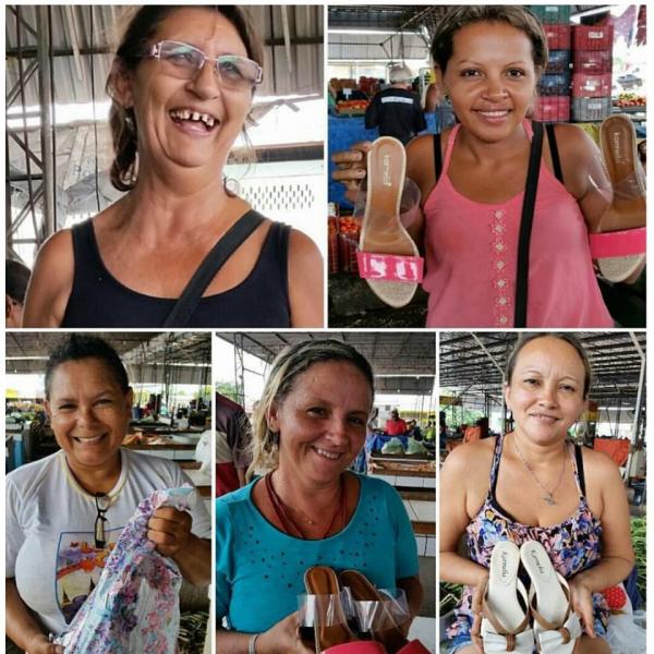 Algumas das mulheres que receberam sand&aacute;lias na Ceapi.(Imagem:Reprodu&ccedil;&atilde;o/Facebook)