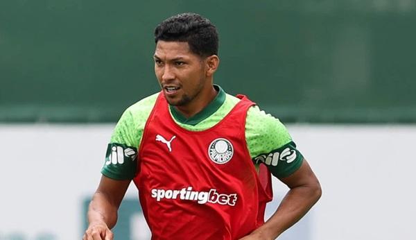 Rony, do Palmeiras, mantém recusa à proposta do Fluminense