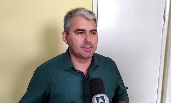 Mauricio Bezerra decide apoiar tentativa de reeleição do atual gestor de Floriano