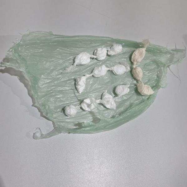 Suspeito foge da PM e deixa droga para trás na PI-120, em Arraial