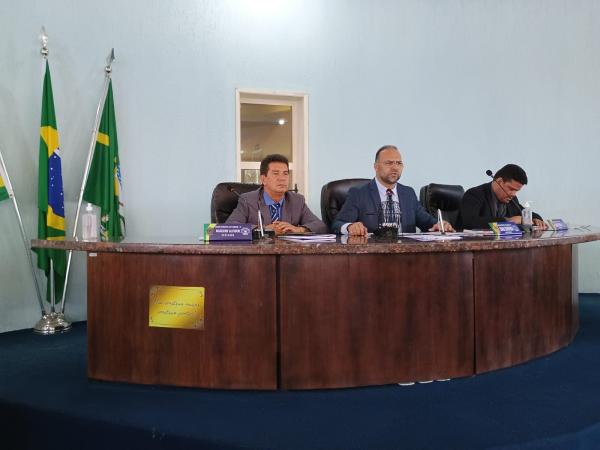 Câmara Municipal de Floriano conclui ciclo de sessões ordinárias da segunda quinzena de maio