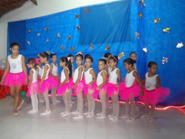 Escola Mega de Floriano realizou confraterniza&ccedil;&atilde;o de natal.(Imagem:FlorianoNews)