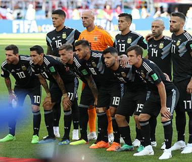 Argentina pega Nigéria para evitar vexame da eliminação