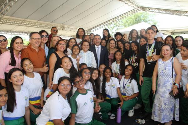 Profissionais da educação recebem homenagens durante celebração de 203 anos da Batalha do Jenipapo