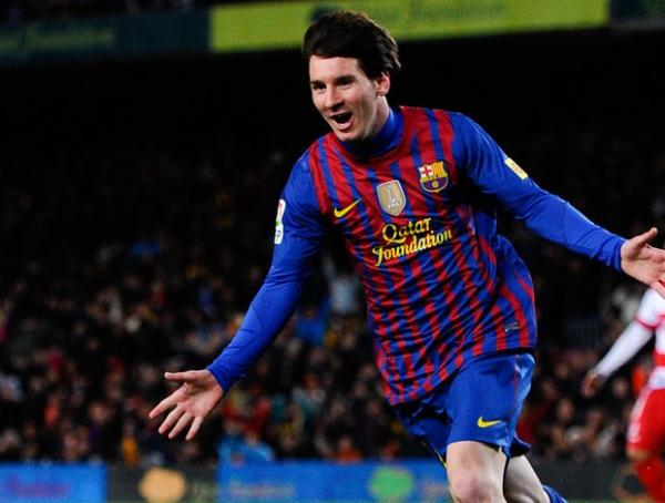 Messi comemora o gol que o igualou a C&eacute;sar: agora ele lidera a lista de artilheiros com 234.(Imagem:Getty Images)