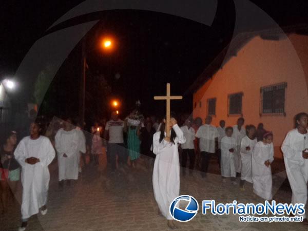Prociss&atilde;o e missa encerraram festejo de Santa Rita de C&aacute;ssia em Floriano.(Imagem:FlorianoNews)